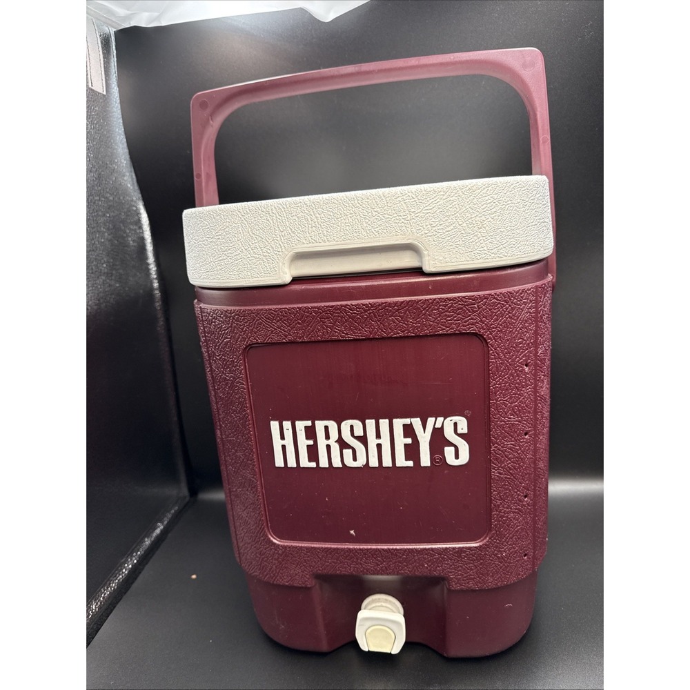 RARE VIntage Coleman 3 Gallon Drink‎ Cooler HERSHEY'S 5653 - 5603 Model Brown